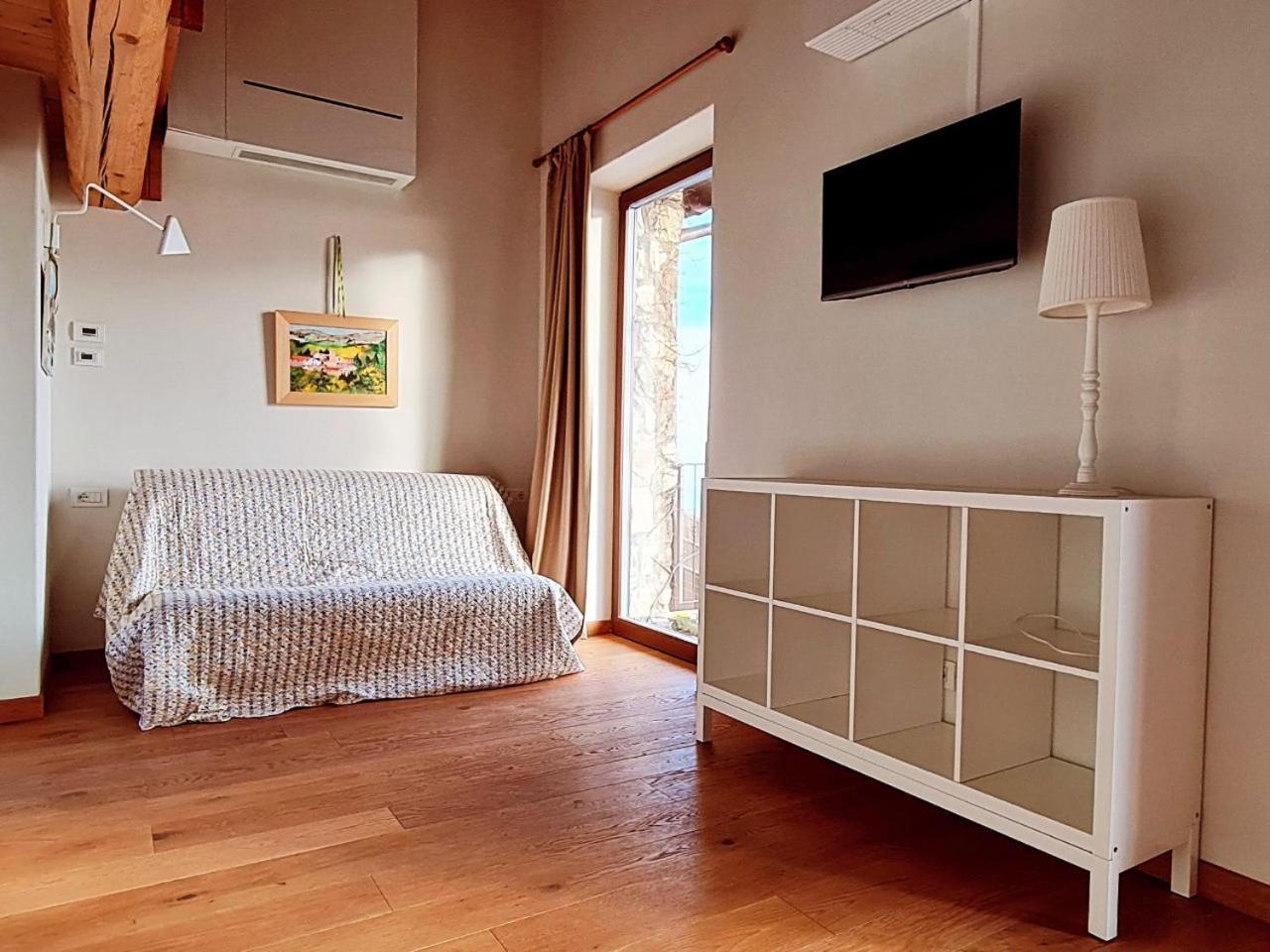 Agriturismo San Genesio Rovagnate Bagian luar foto